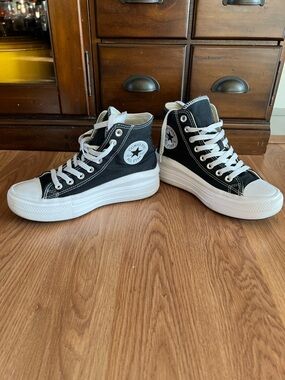 Women's Converse Chuck Taylor All Star Lift Sneakers Size 7 - GREAT Condition
